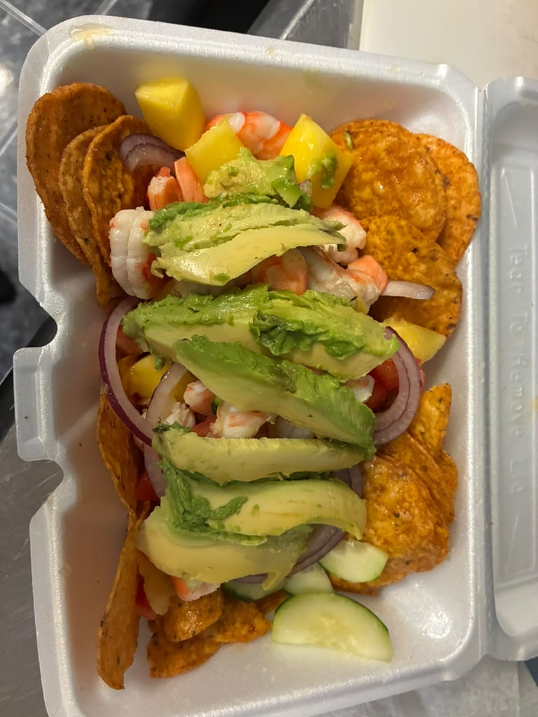 Tosticamarón con aguacate
